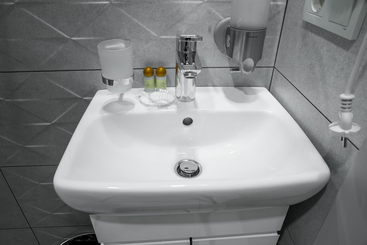Апарт-отели Mini Hotel Barvy Lvova on Hnatyuka St. Львов