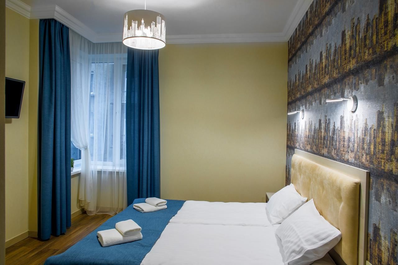 Апарт-отели Mini Hotel Barvy Lvova on Hnatyuka St. Львов