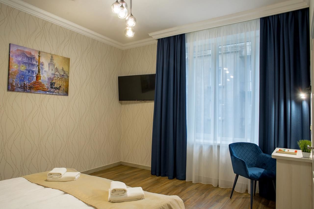 Апарт-отели Mini Hotel Barvy Lvova on Hnatyuka St. Львов