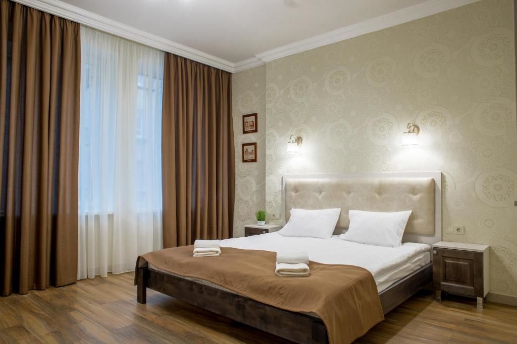 Апарт-отели Mini Hotel Barvy Lvova on Hnatyuka St. Львов