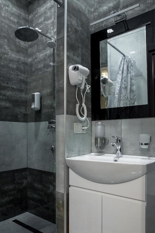 Апарт-отели Mini Hotel Barvy Lvova on Hnatyuka St. Львов