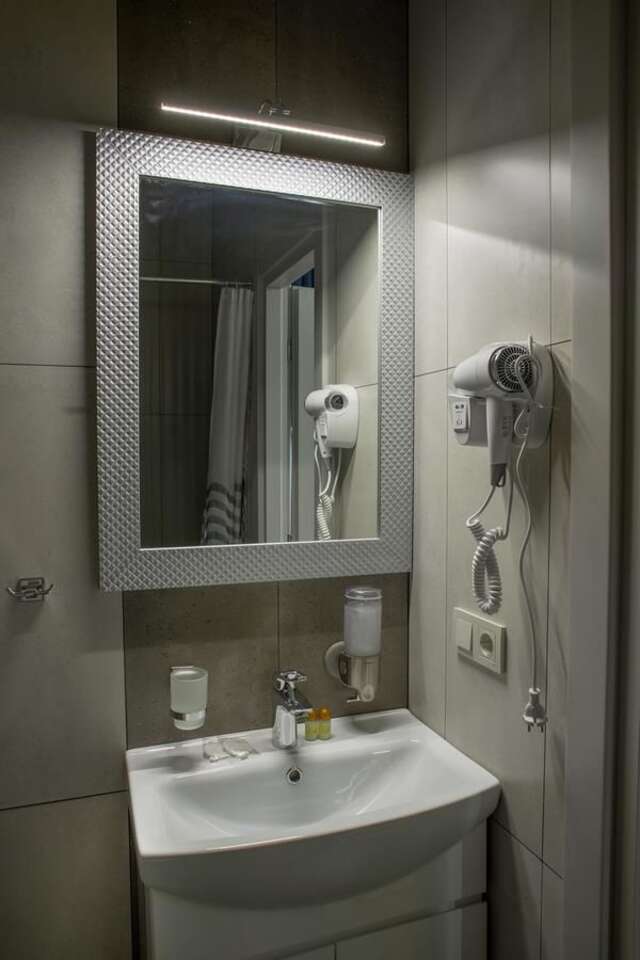 Апарт-отели Mini Hotel Barvy Lvova on Hnatyuka St. Львов-29