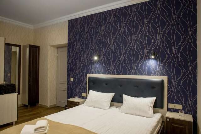 Апарт-отели Mini Hotel Barvy Lvova on Hnatyuka St. Львов-61