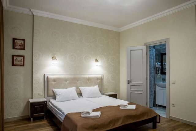 Апарт-отели Mini Hotel Barvy Lvova on Hnatyuka St. Львов-9
