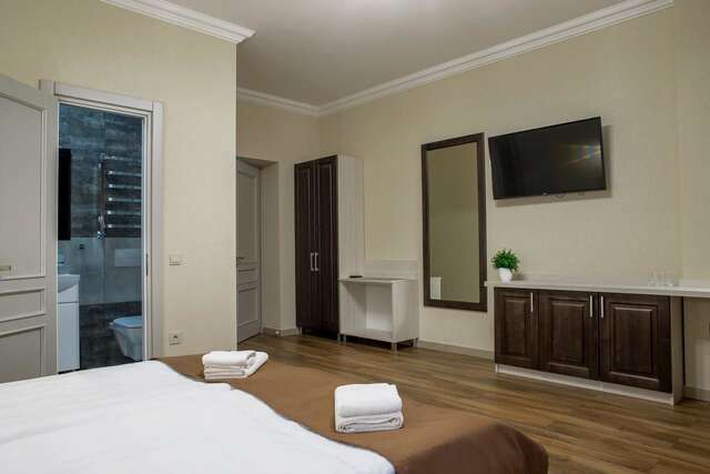 Апарт-отели Mini Hotel Barvy Lvova on Hnatyuka St. Львов-11